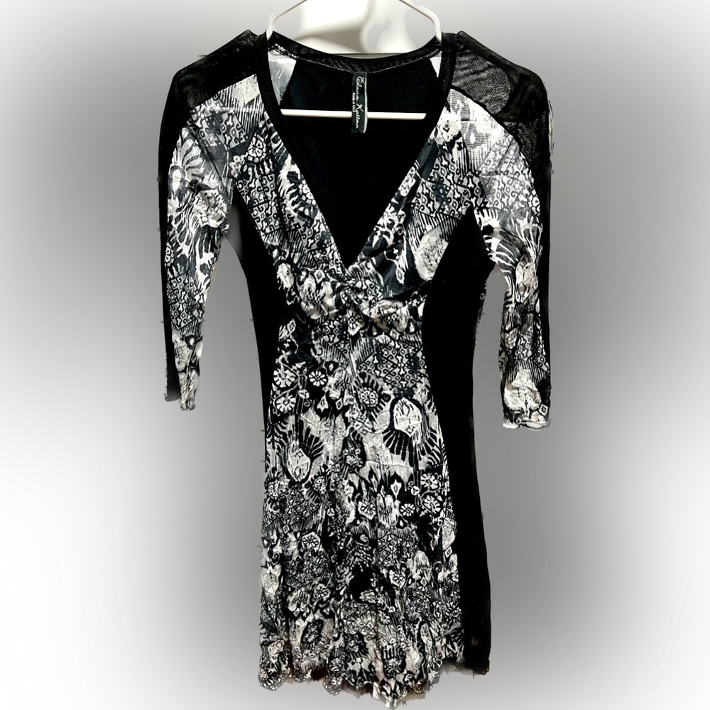 Elena Kattan. Size Small (D1)